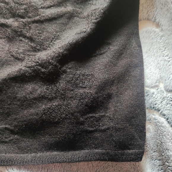 Chanel camelia black tank top - Picture 5 of 7